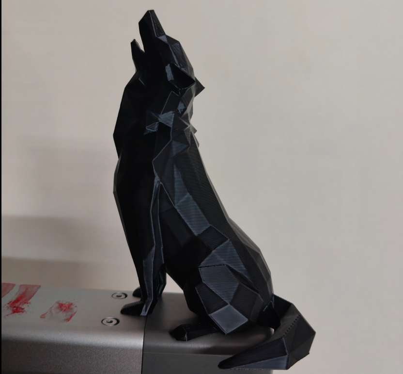 Low poly diamond cut howling wolf - Black